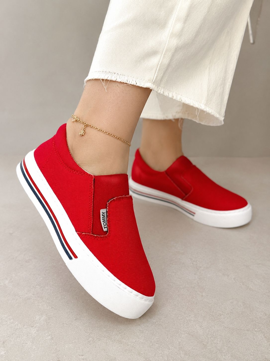 ونس زنانه TOMMY کد F1307
